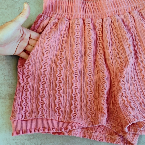 On Twelfth Ribbed Knit Pink Pull On Shorts Coquette Pockets Size Medium - Picture 3 of 9
